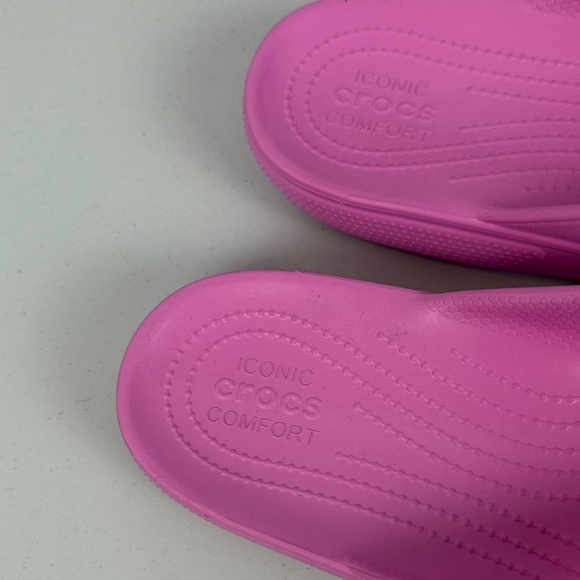 CROCS Iconic Comfort Light Pink Flip Flops Size 12 - Picture 4 of 10